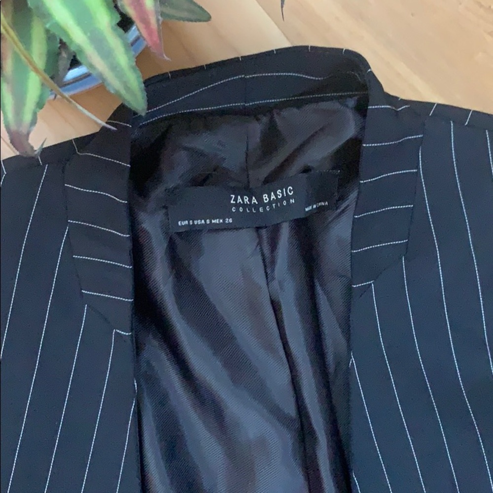 NWOT Zara Pinstripe Blazer - Picture 3 of 6